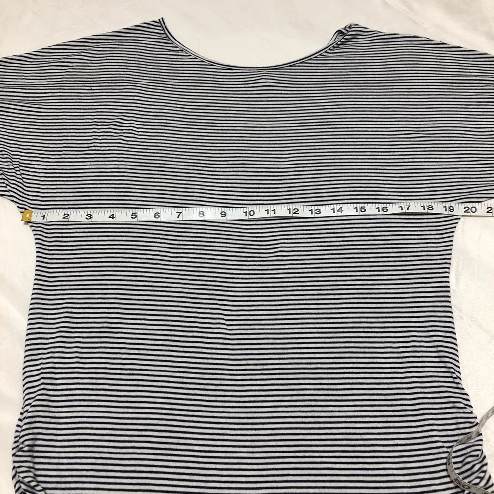 Elan Wide Neck Gray And White Striped Tee - Picture 5 of 7